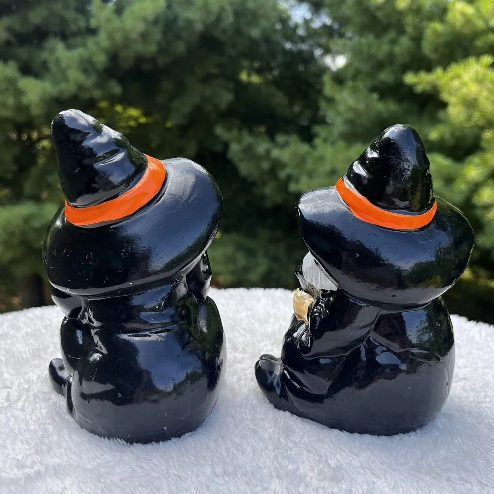 Vintage Halloween Witches 5.5